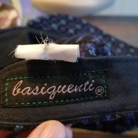 2 cute hats - Picture 7 of 7